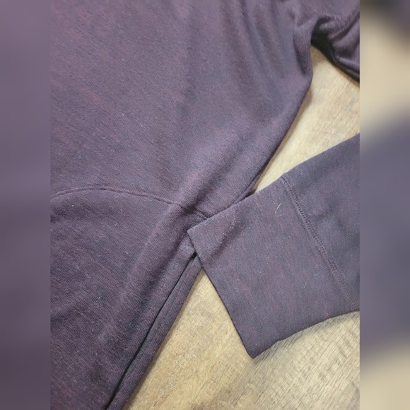 FREE W BUNDLE Old Navy Active knit pullover - Picture 3 of 10